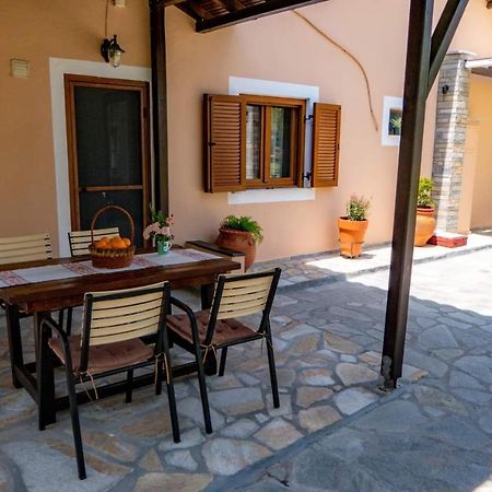 Small Paradise Nikiti  Exterior foto