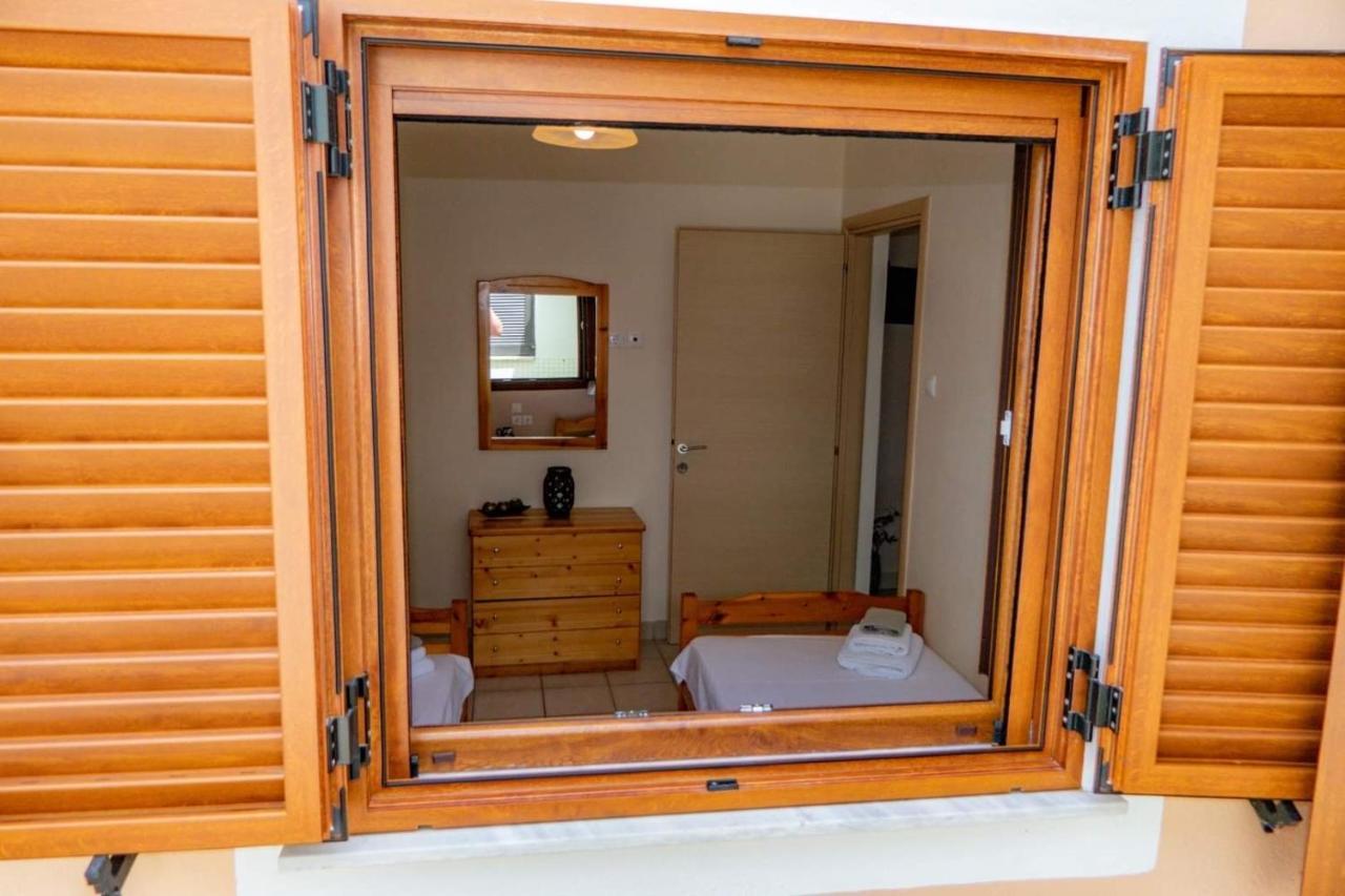 Small Paradise Nikiti  Exterior foto